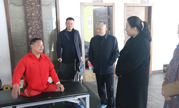 省残联领导来常调研